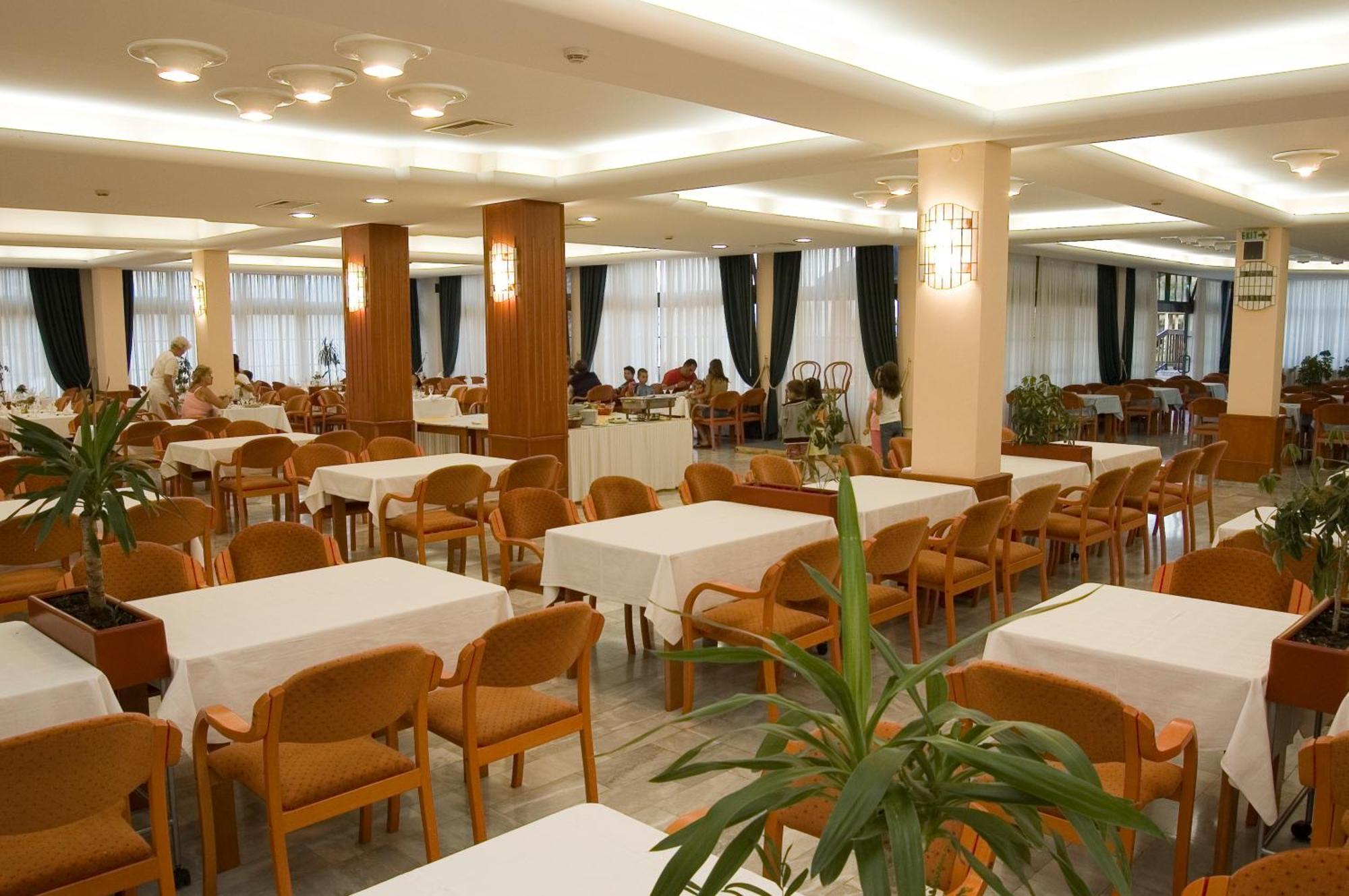 Hotel Makpetrol Struga Restaurante foto